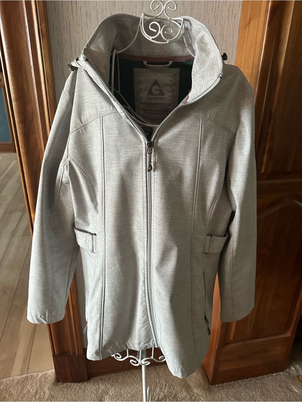 Gerry Weber Women’s Light Gray Hooded Softshell Coat